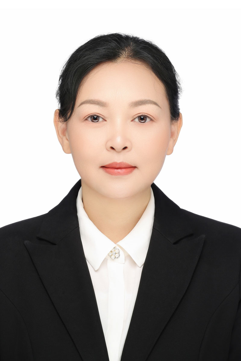 杨苹证件照.jpg 杨苹证件照.jpg